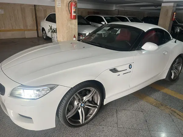 ب ام و  Z4