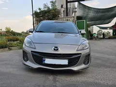 مزدا، 3 نیو صندوق دار