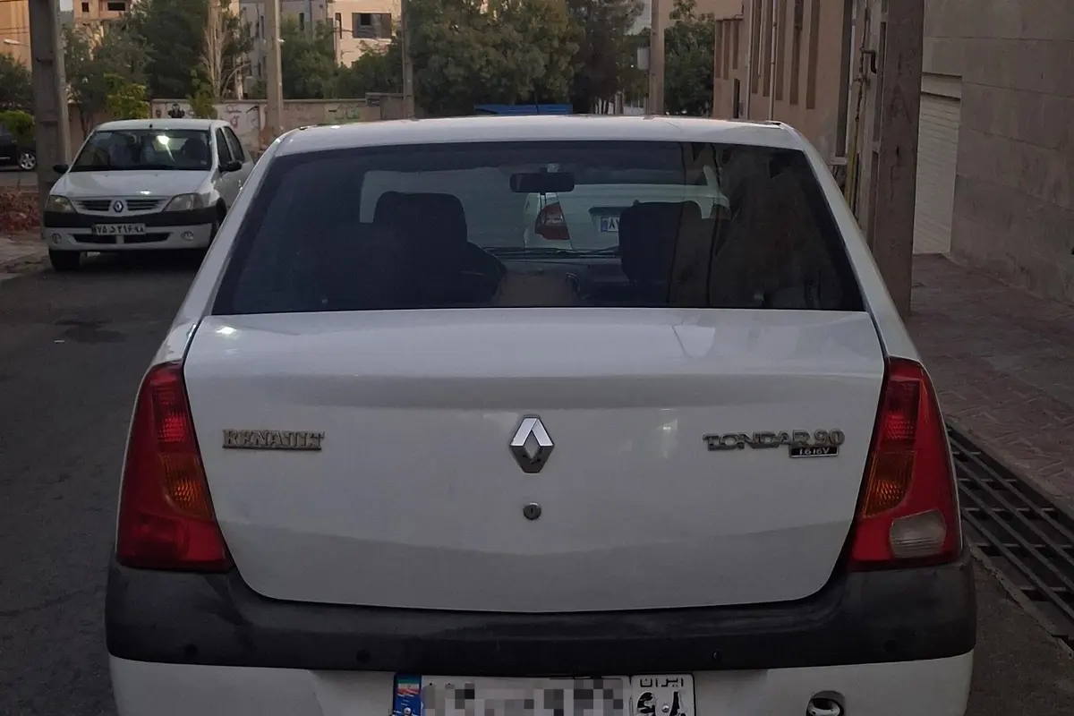 رنو،  تندر 90