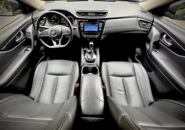 نیسان، ایکس تریل