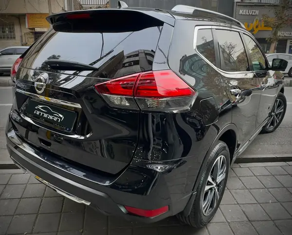 نیسان، ایکس تریل