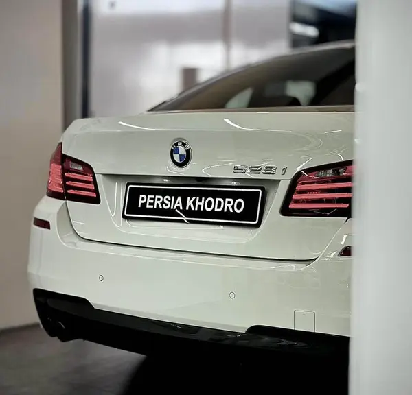 ب ام و، سری 5 سدان