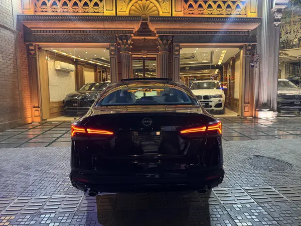 نیسان، آلتیما