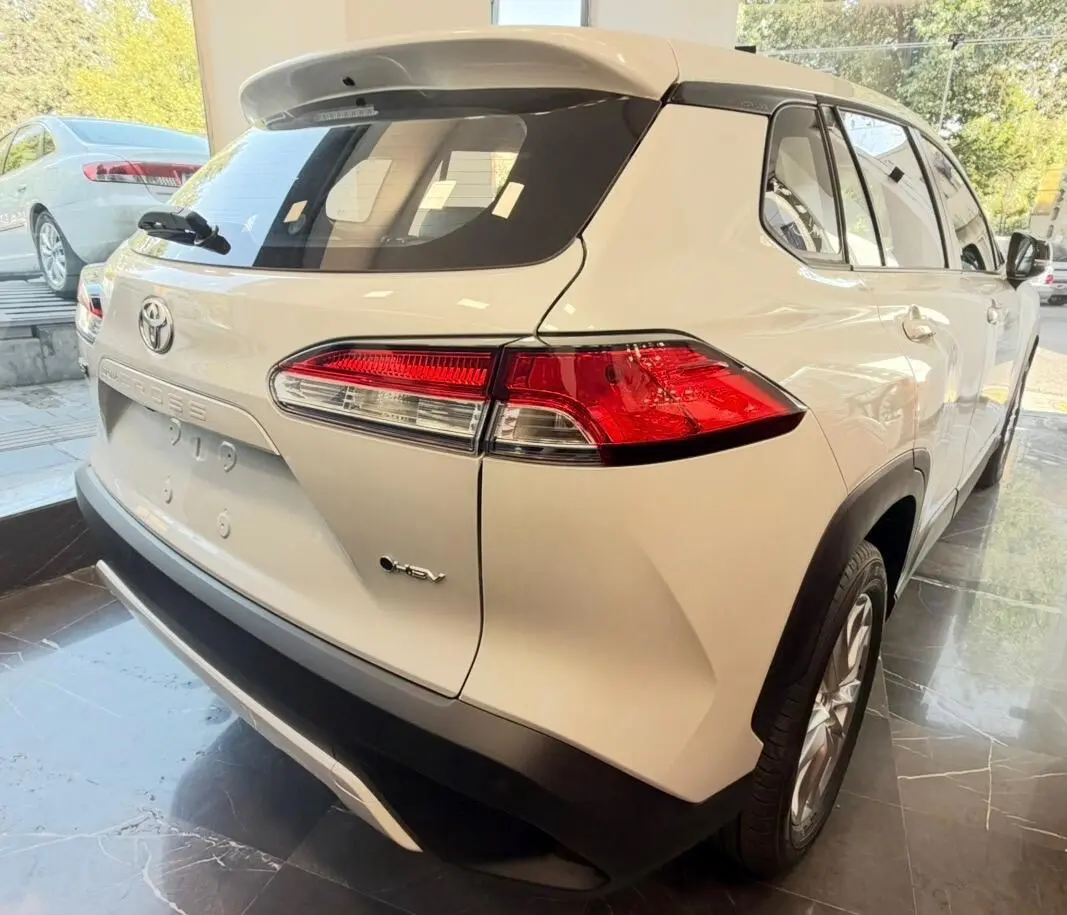 تویوتا  کرولا کراس هیبرید