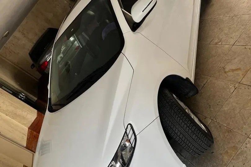 کیا،  سراتو (مونتاژ)