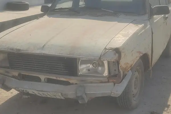 پیکان، سدان