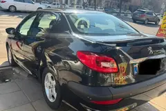 پژو، 207 صندوقدار