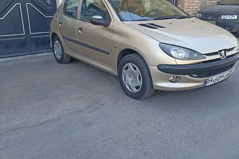 پژو، 206