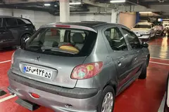 پژو، 206