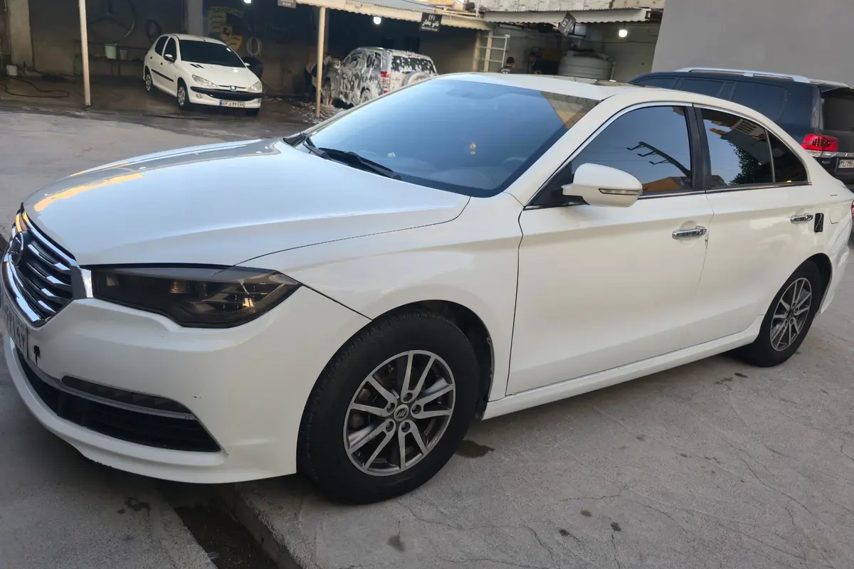لیفان  820