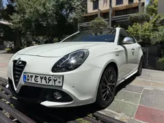 آلفارومئو، جولیتا