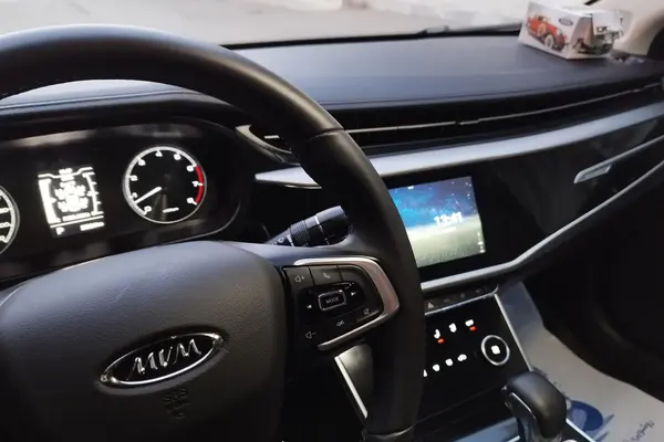 چری، آریزو 5T