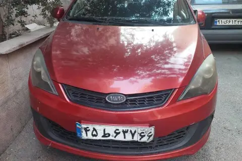 ام وی ام، 315هاچ بک