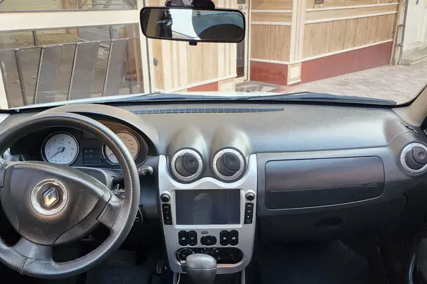 رنو، ساندرو