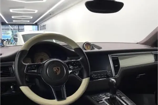 پورشه، ماکان