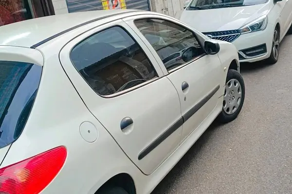 پژو  206