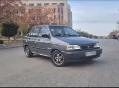 پراید، صندوق دار