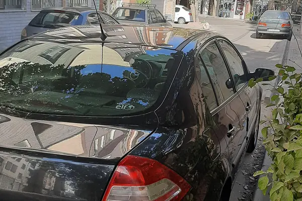 رنو، مگان (مونتاژ)