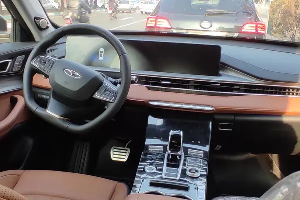 فونیکس، تیگو 8 پرو مکس (F8 PRO MAX)