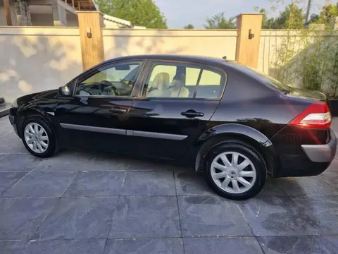 رنو، مگان (مونتاژ)