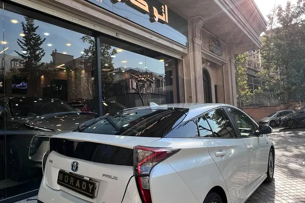 تویوتا  پریوس