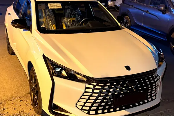 لاماری، ایما