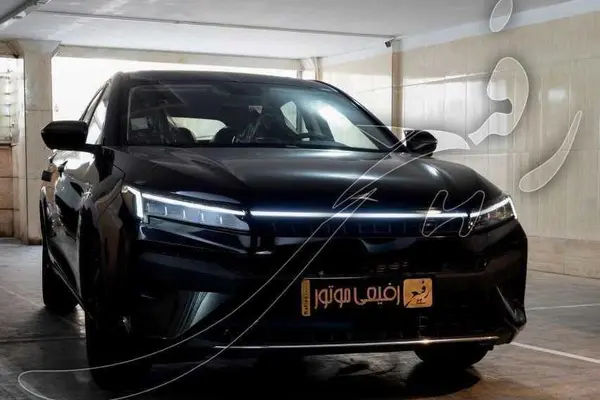 پیش فروش کی ام سی، J7