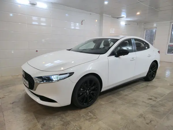 مزدا، 3 وارداتی