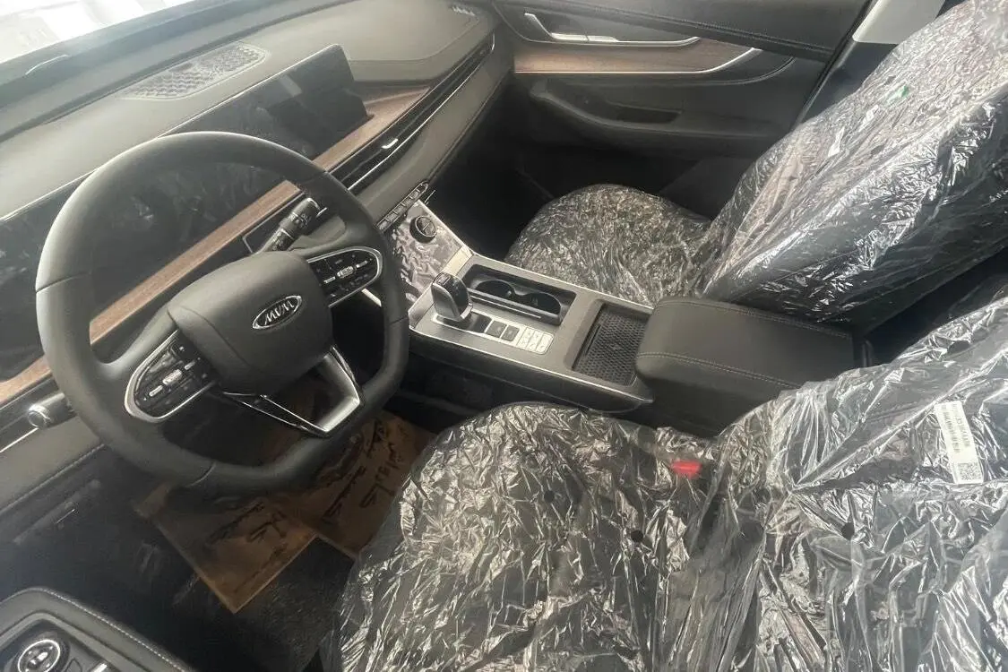 ام وی ام،  X77
