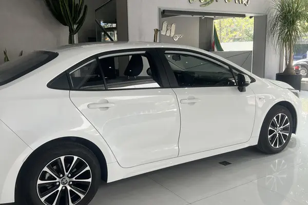 تویوتا، لوین هیبرید