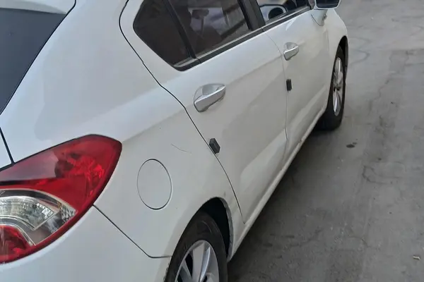 برلیانس  H220