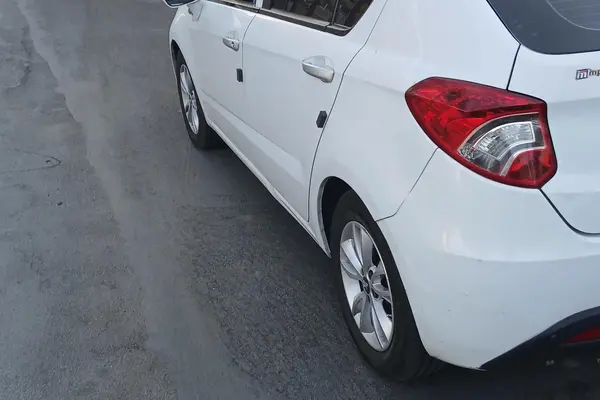 برلیانس  H220