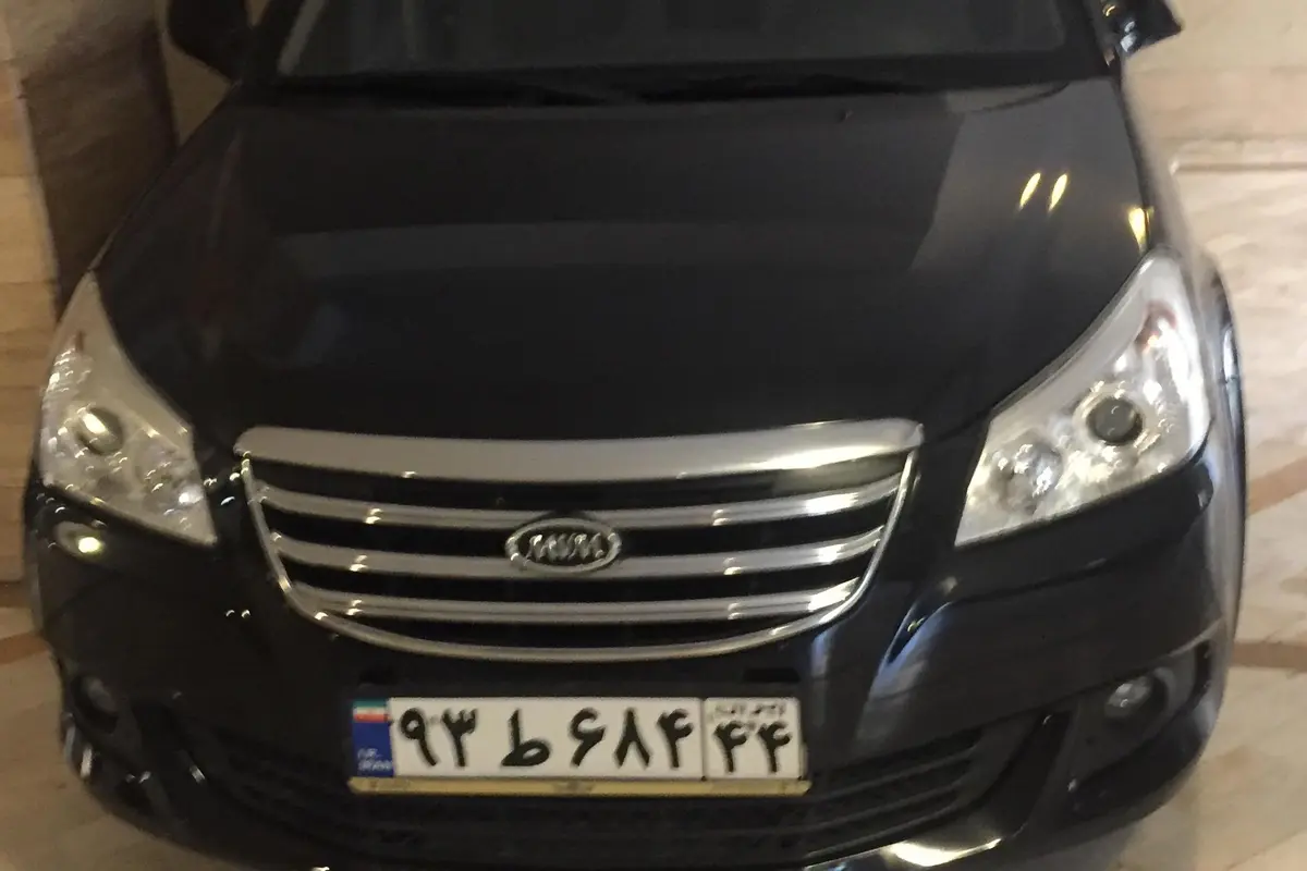 ام وی ام،  550