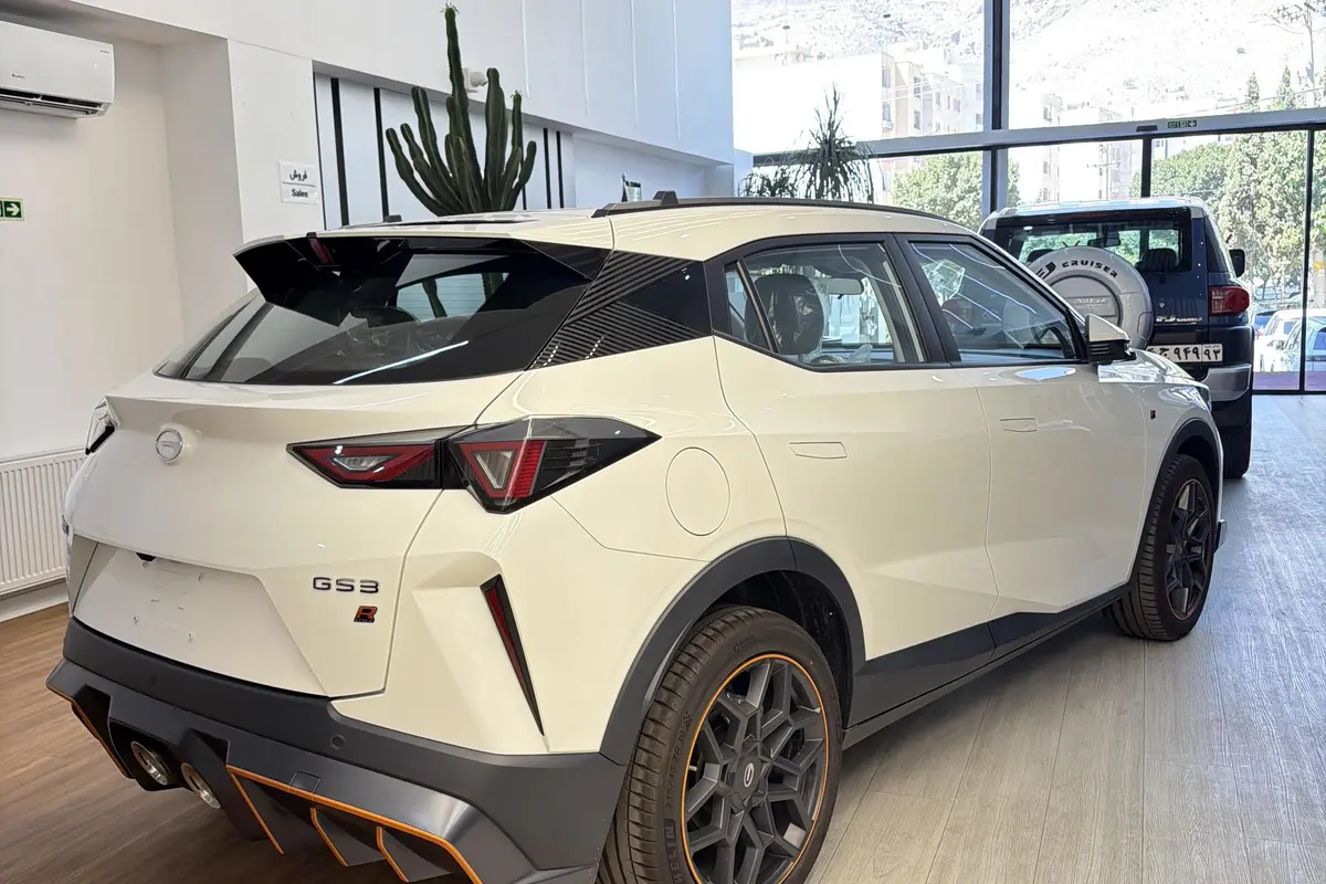 جی ای سی،  GS3 Emzoom