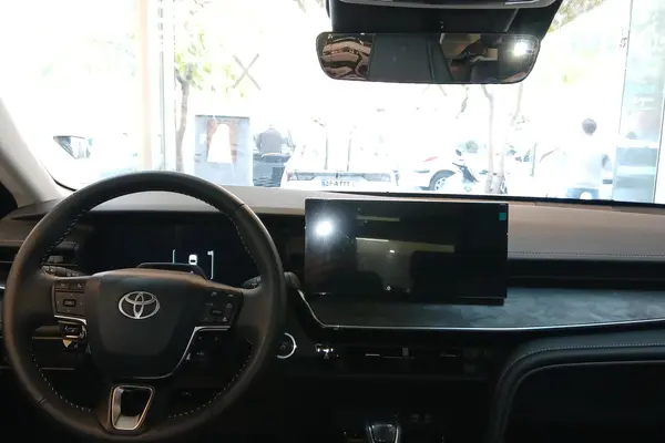 تویوتا، کمری هیبرید