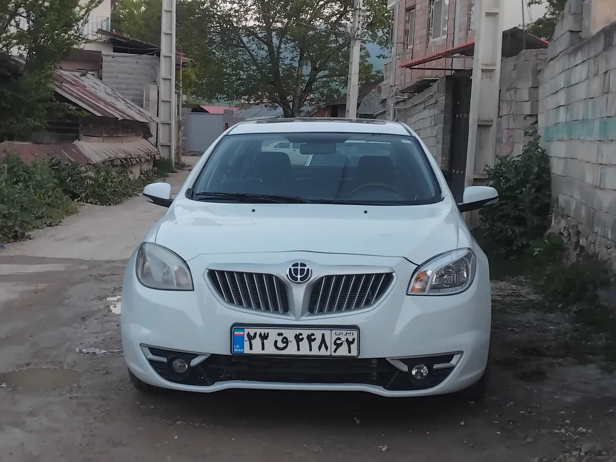برلیانس،  H330