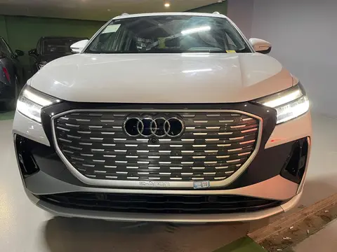 آئودی، Q4 e-tron