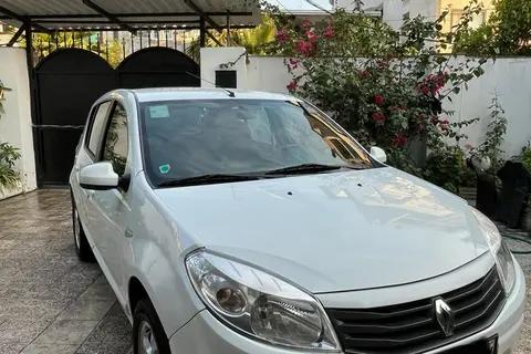 رنو، ساندرو