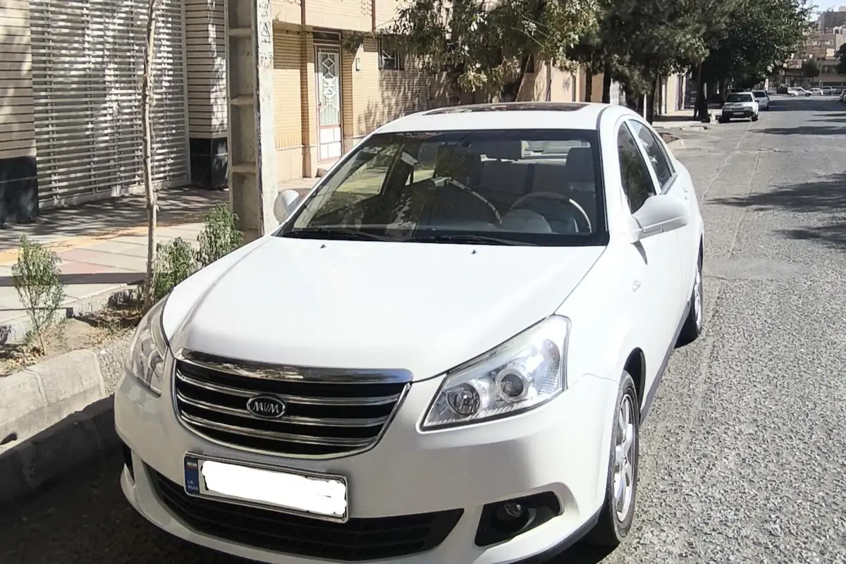 ام وی ام،  550