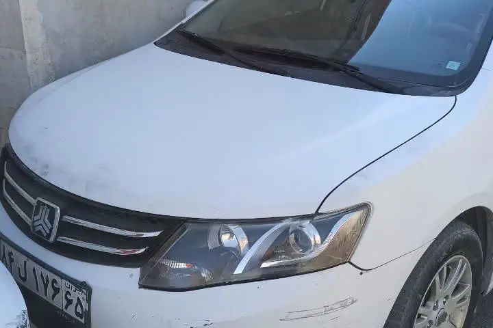 زوتی،  آریو