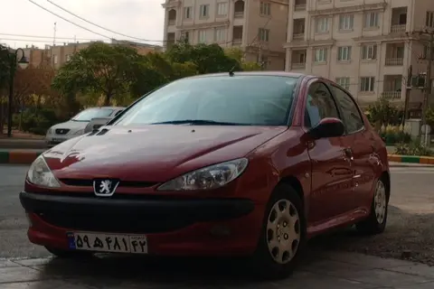 پژو، 206