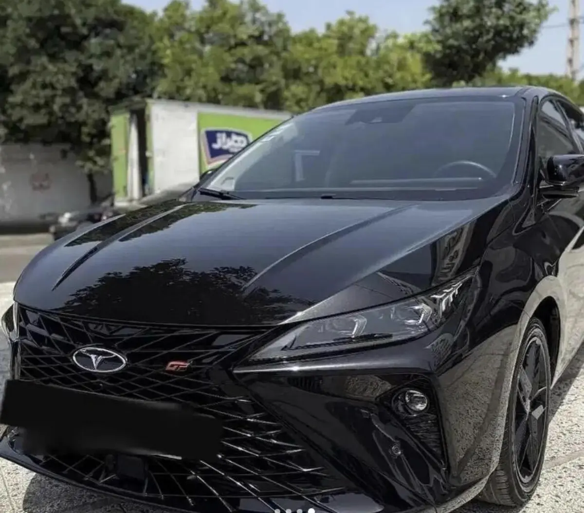 فونیکس،  آریزو 6 جی تی (Z6 GT)