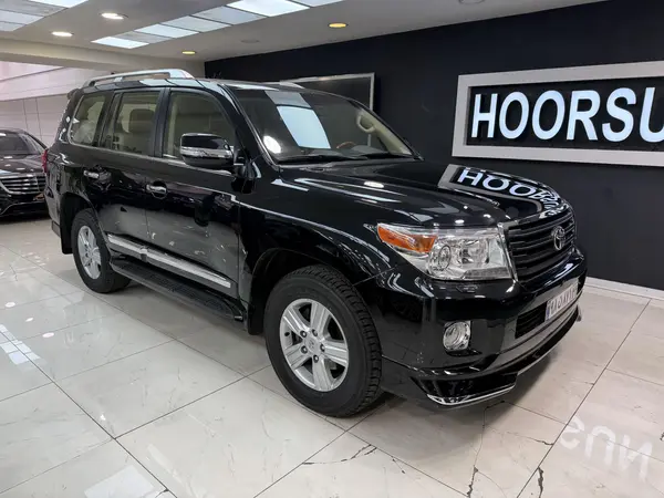 تویوتا، لندکروز چهار در