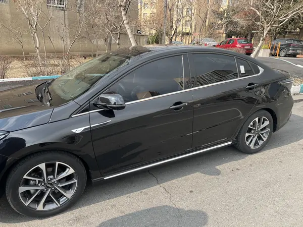 فونیکس، آریزو 6 پرو