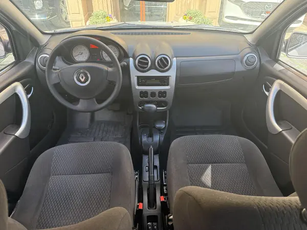 رنو، ساندرو استپ وی