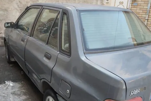 پراید، صندوق دار