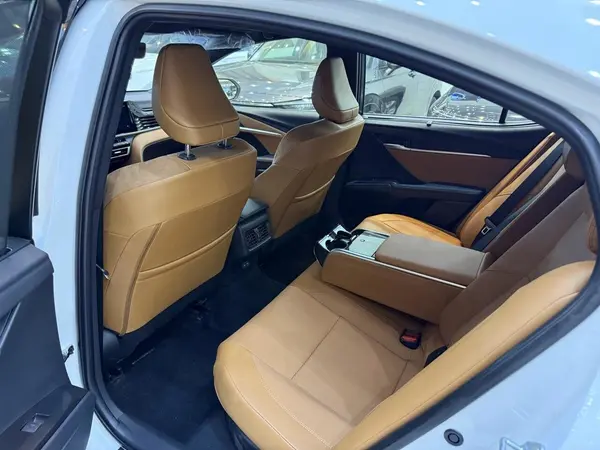 تویوتا، کمری هیبرید