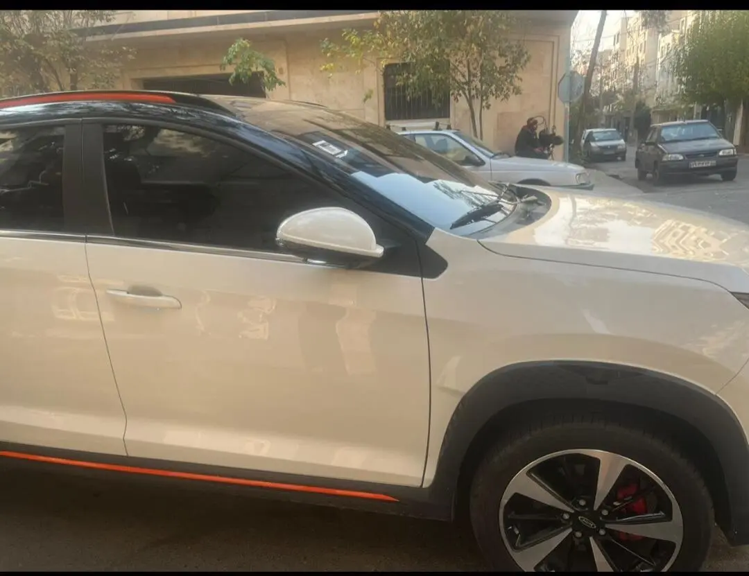 ام وی ام،  X33 کراس