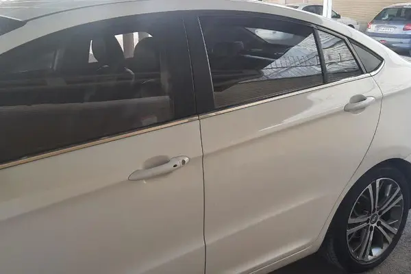 چری، آریزو 5