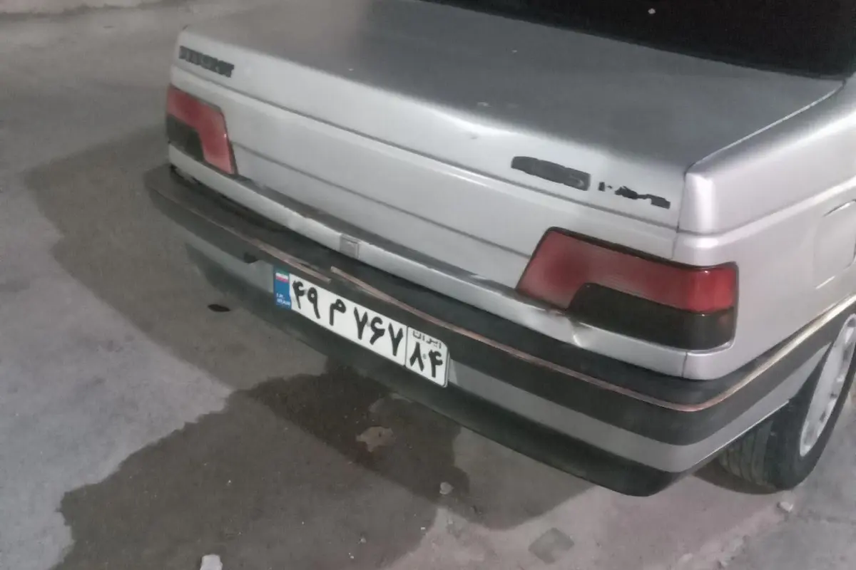 پژو،  405